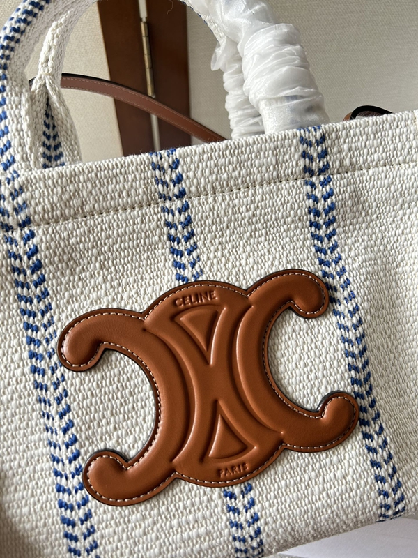 スーパーコピーブランドバッグ内部構造